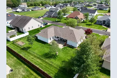 1106 Daybreak Drive, Marion, IL 62959 - Photo 36