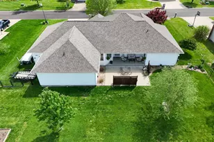 1106 Daybreak Dr, Marion, IL 62959 - Photo 38