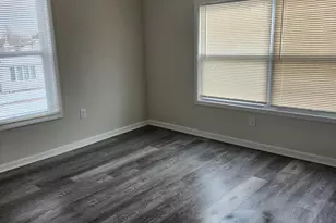 18 N Jefferson Ave, Amboy, IL 61310 - Photo 8