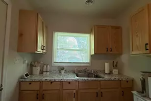 18 N Jefferson Ave, Amboy, IL 61310 - Photo 6