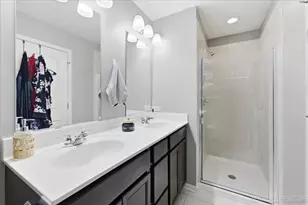 270 Norfolk Ln, Pingree Grove, IL 60140 - Photo 18