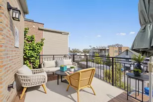 1625 W Catalpa Ave, Chicago, IL 60640 - Photo 14