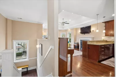 1625 W Catalpa Avenue #3, Chicago, IL 60640 - Photo 2