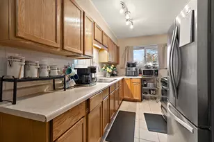 6721 165th Pl, Tinley Park, IL 60477 - Photo 12