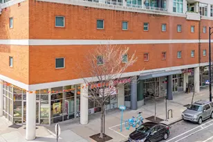 909 W Washington Blvd, Chicago, IL 60607 - Photo 2