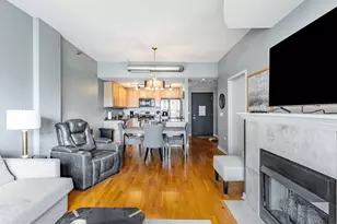 909 W Washington Blvd, Chicago, IL 60607 - Photo 4