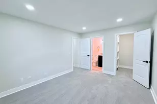 98 Marble Hill Ct, Schaumburg, IL 60193 - Photo 22