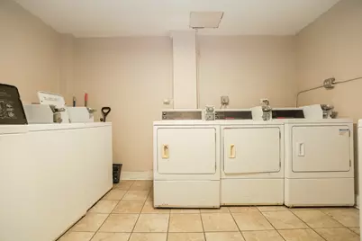 1055 W Catalpa Avenue #422, Chicago, IL 60640 - Photo 12