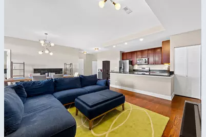 2700 W Belmont Avenue #402, Chicago, IL 60618 - Photo 6