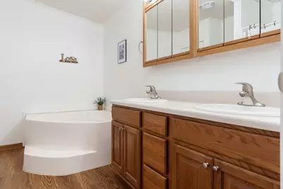 8401 Tamarack Drive, Machesney Park, IL 61115 - Photo 38