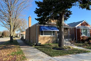 8901 S East End Ave, Chicago, IL 60617 - Photo 28