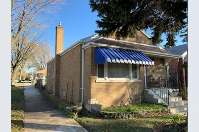8901 S East End Avenue, Chicago, IL 60617 - Photo 2