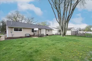 814 Oriole Dr, Streamwood, IL 60107 - Photo 20