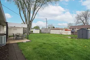 814 Oriole Dr, Streamwood, IL 60107 - Photo 18