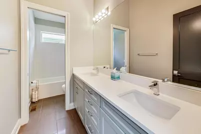 3625 N Campbell Avenue, Chicago, IL 60618 - Photo 26