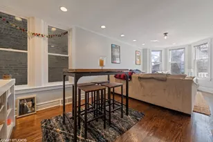 2224 W Melrose St, Chicago, IL 60618 - Photo 4