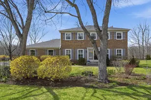 5 Middlebury Ln, Lincolnshire, IL 60069 - Photo 2