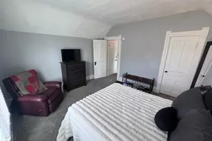 317 Lake Ave, Woodstock, IL 60098 - Photo 8