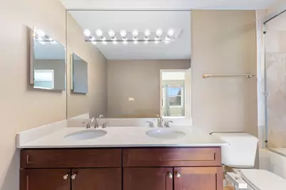 2411 N 75th Avenue, Elmwood Park, IL 60707 - Photo 12