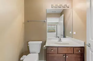 2411 N 75th Ave, Elmwood Park, IL 60707 - Photo 18