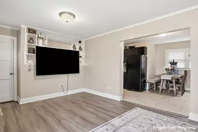 2609 N Pine Street, Waukegan, IL 60087 - Photo 4