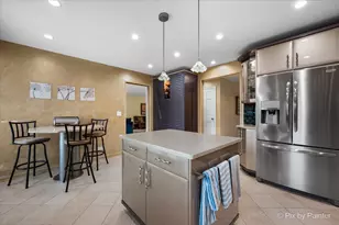 546 W Revere Ln, Palatine, IL 60067 - Photo 12