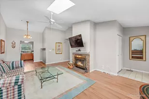 3202 Lynette Ln, Island Lake, IL 60042 - Photo 4