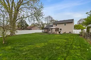 1435 Sunnybrook Dr, Naperville, IL 60540 - Photo 20
