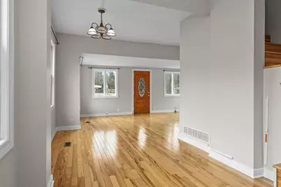 113 Gladys Avenue, Fox River Grove, IL 60021 - Photo 6