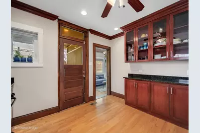 3716 Euclid Avenue, Berwyn, IL 60402 - Photo 10