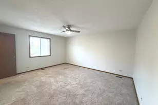 1109 Kane St, South Elgin, IL 60177 - Photo 22
