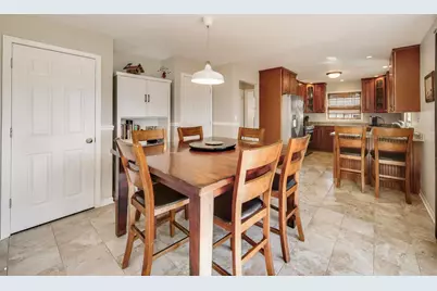 798 S Linden Avenue, Elmhurst, IL 60126 - Photo 6