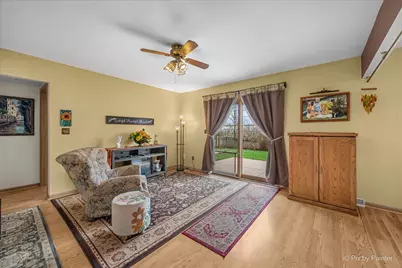 422 Princeton Drive, North Aurora, IL 60542 - Photo 14