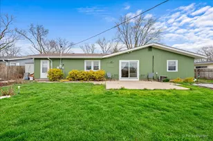 422 Princeton Dr, North Aurora, IL 60542 - Photo 22