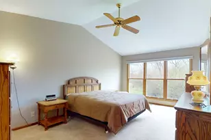 227 Parktrail Ct, Schaumburg, IL 60173 - Photo 16