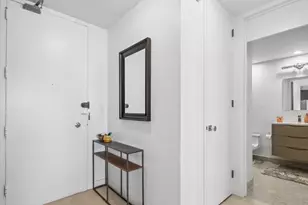 1440 N Lake Shore Dr, Chicago, IL 60610 - Photo 2