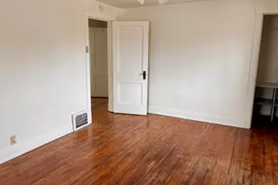 254 Edward St, Sycamore, IL 60178 - Photo 12