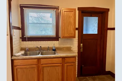 254 Edward Street, Sycamore, IL 60178 - Photo 6