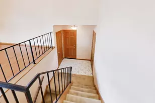 1101 Hunter St, Lombard, IL 60148 - Photo 4