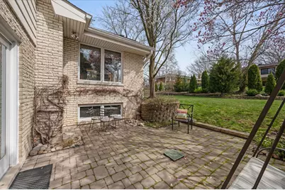 631 S Fern Court, Elmhurst, IL 60126 - Photo 44