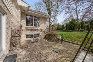 631 S Fern Ct, Elmhurst, IL 60126 - Photo 44