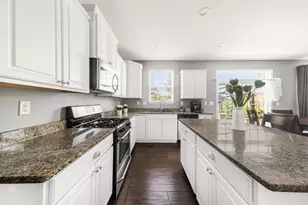 34040 N Jenna Ln, Gurnee, IL 60031 - Photo 6