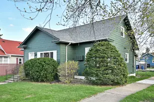 2221 119th Pl, Blue Island, IL 60406 - Photo 2