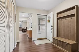 1801 Cambourne Ln, Schaumburg, IL 60194 - Photo 18