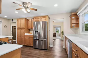 1801 Cambourne Ln, Schaumburg, IL 60194 - Photo 10