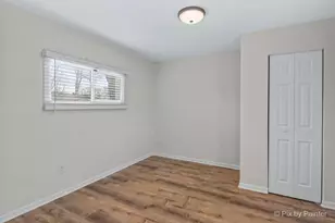 1019 Maple St, Lake in the Hills, IL 60156 - Photo 14