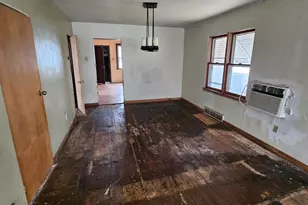 422 Garfield Ave, Calumet City, IL 60409 - Photo 6