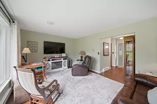 476 Timberland Dr, Dixon, IL 61021 - Photo 14