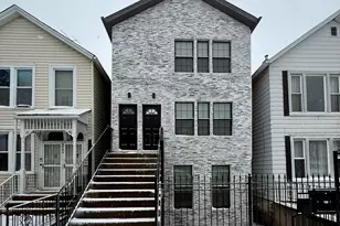 2702 S Union Ave, Chicago, IL 60616 - Photo 1