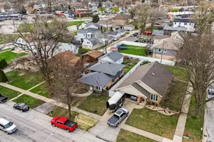 6140 W 99th St, Oak Lawn, IL 60453 - Photo 4